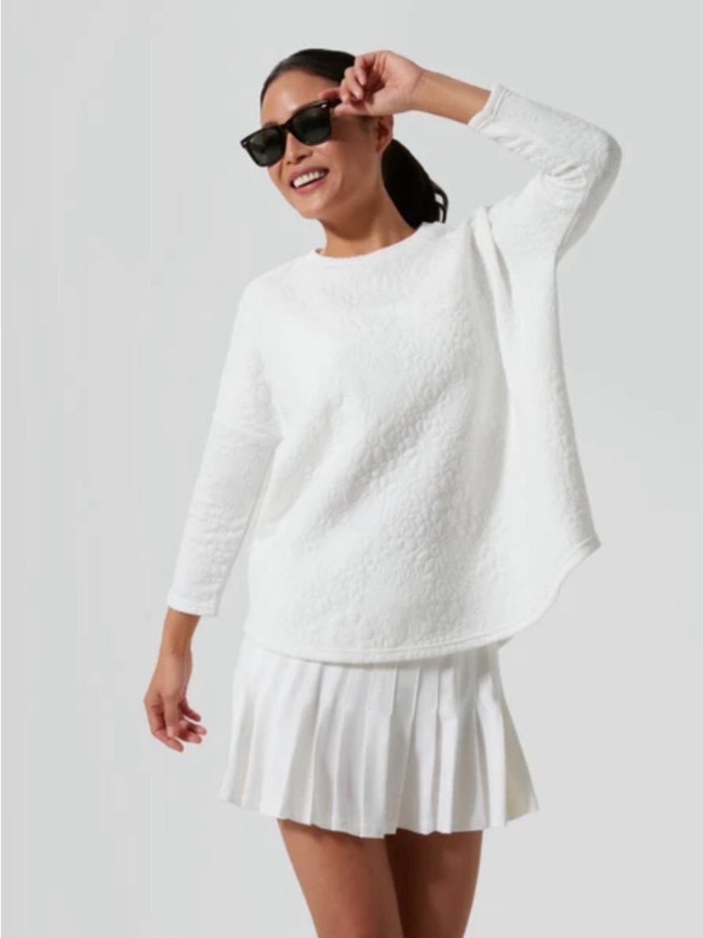 TUCKERNUCK TNUCK SPORT White Fleur Ally Swing Sweatshirt Size medium / large